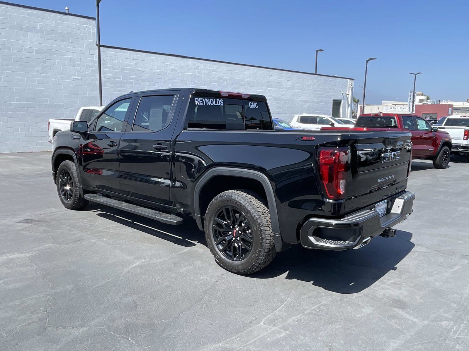 Used 2026 GMC Sierra 1500 Elevation AWD/4WD image 4