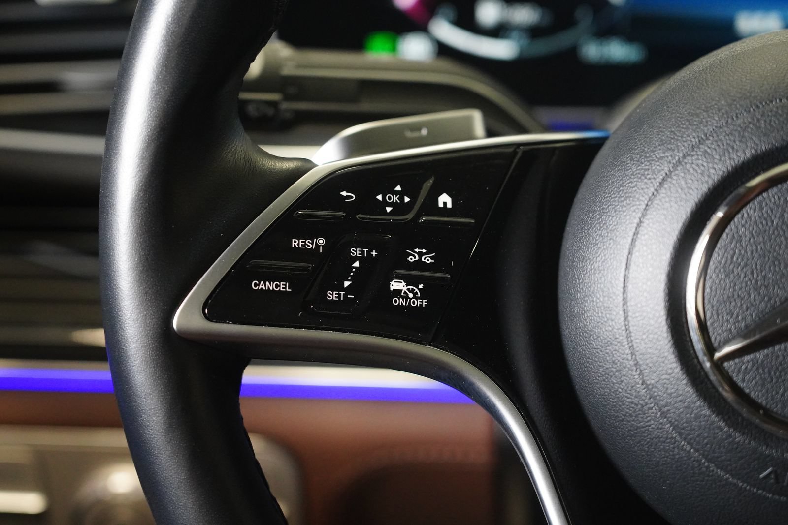 Certified 2025 Mercedes-Benz GLE 450 4MATIC Coupe image 16