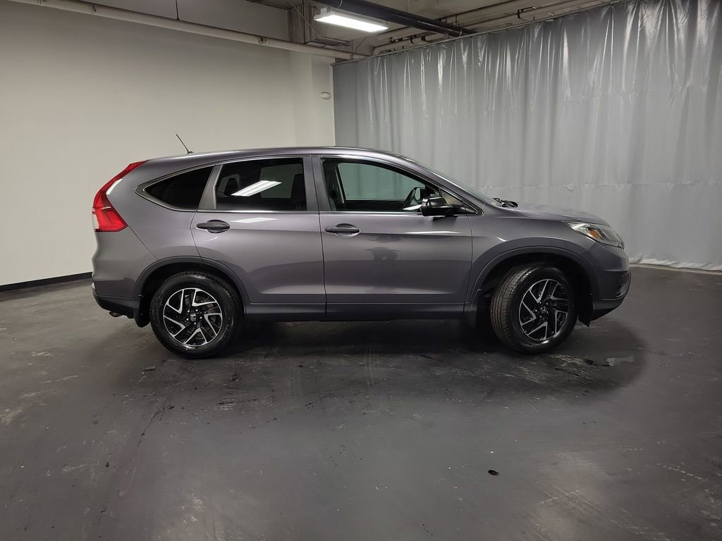 Used 2016 Honda CR-V SE image 9