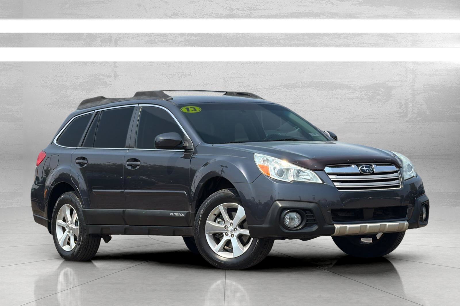 Used 2013 Subaru Outback 3.6R Limited AWD/4WD image 2