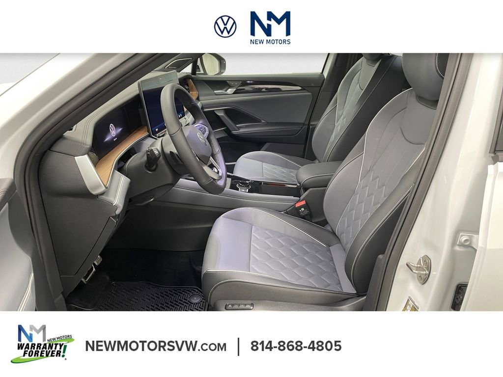 New 2026 Volkswagen Tiguan SEL R-Line image 7
