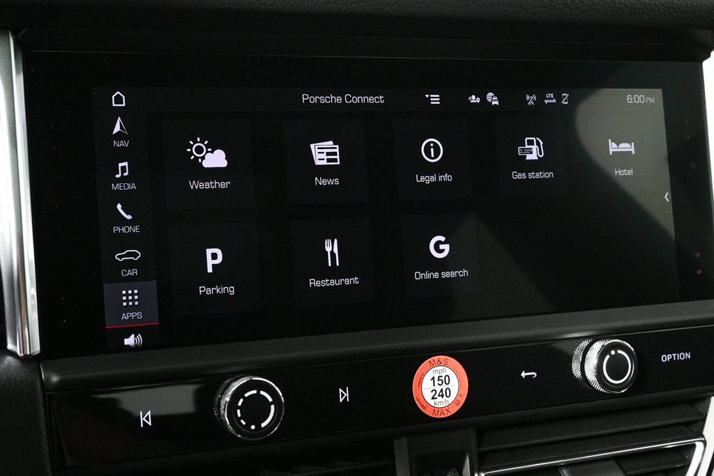 Certified 2026 Porsche Macan AWD/4WD image 16