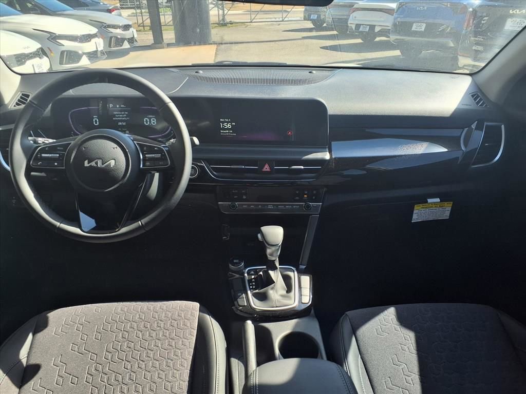 Used 2026 Kia Seltos S image 3