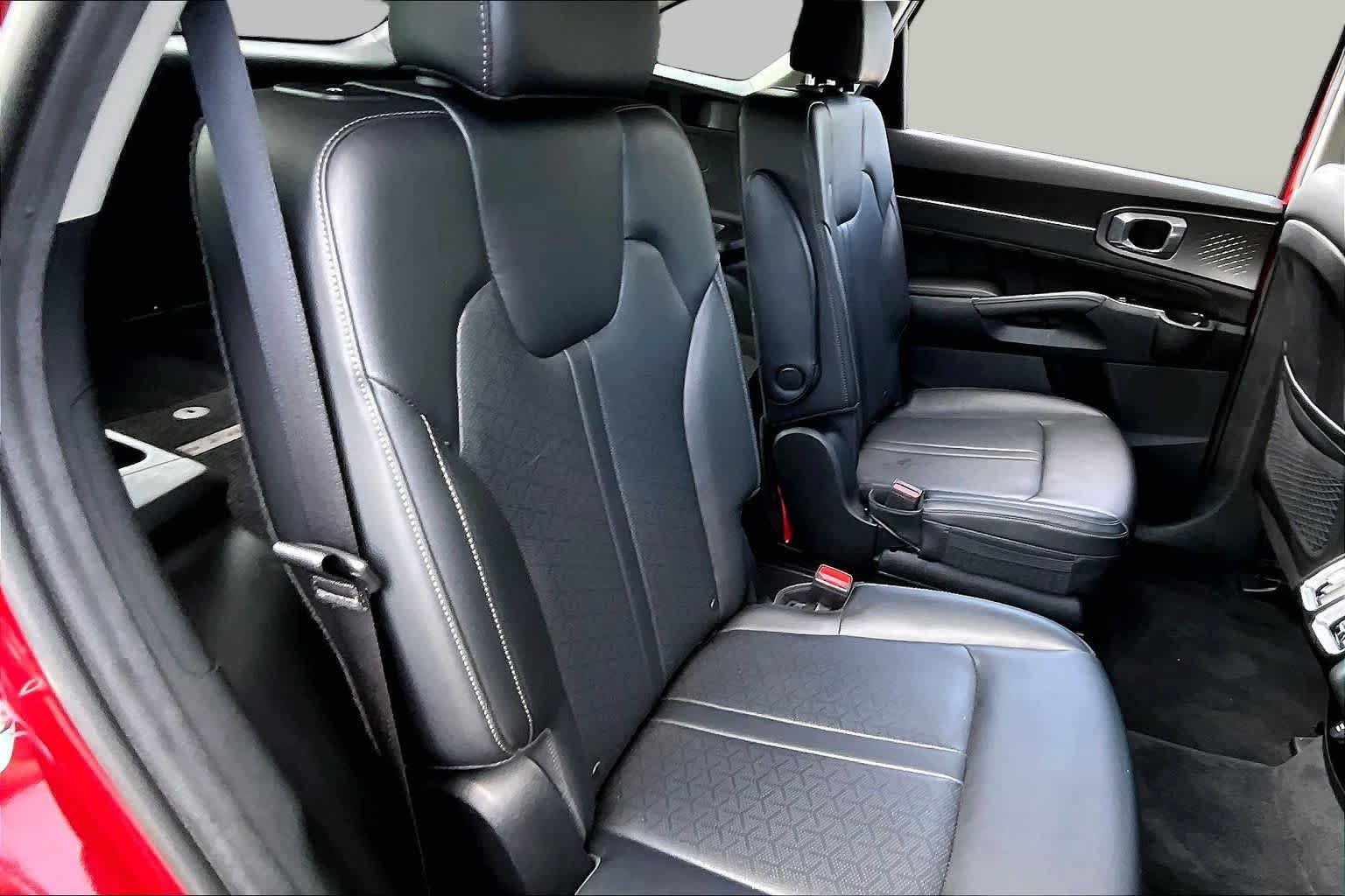 Used 2023 Kia Sorento SX FWD image 21