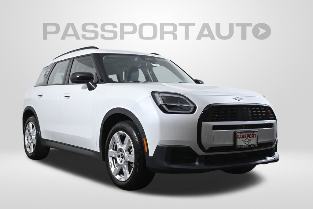Certified 2025 MINI Cooper Countryman S image 3