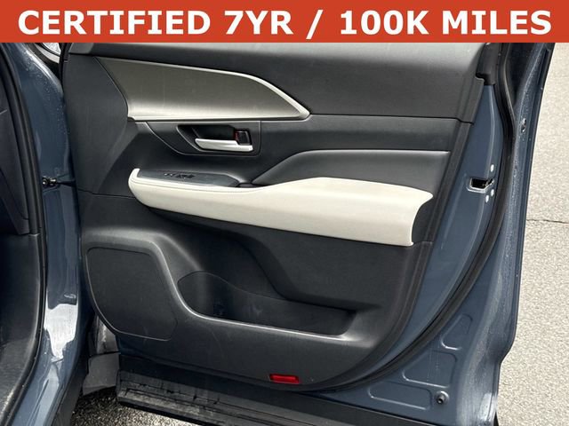 Used 2025 Toyota Grand Highlander XLE image 8