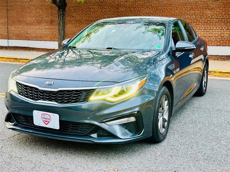 Used 2020 Kia Optima LX image 2