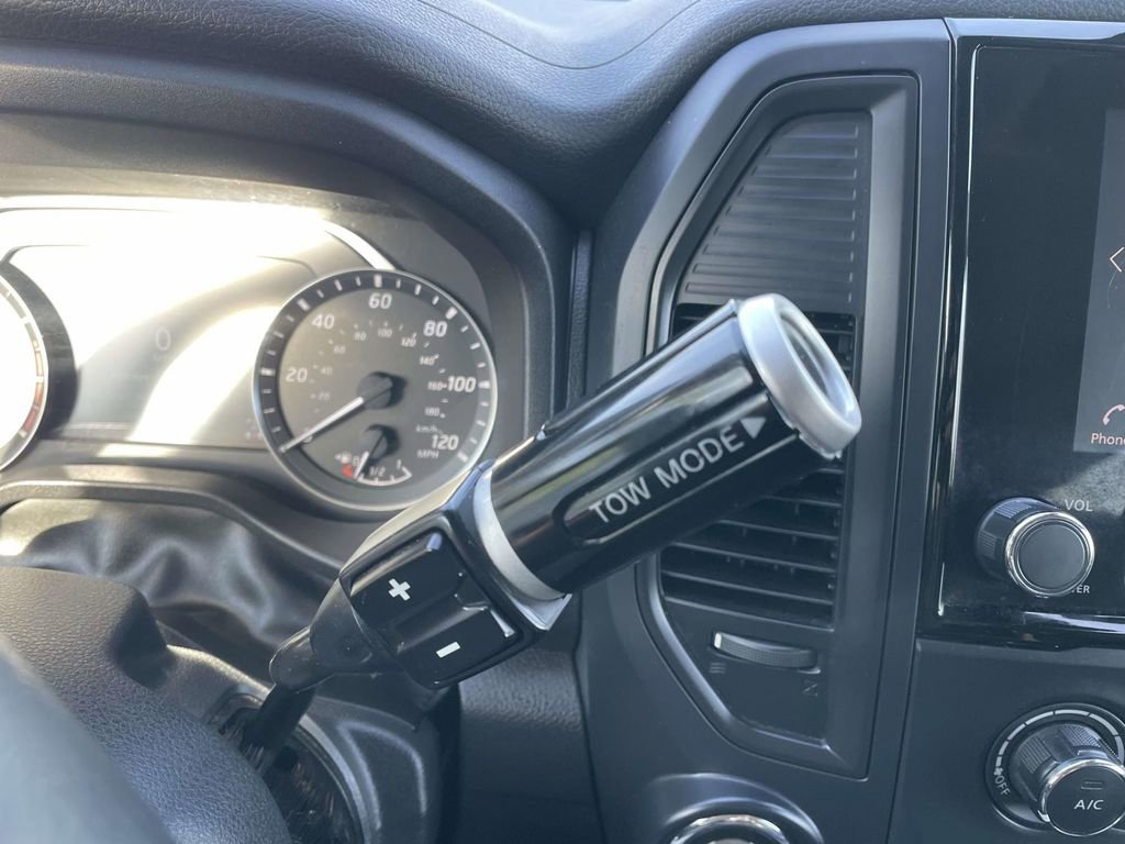 Used 2022 Nissan Titan SV image 42