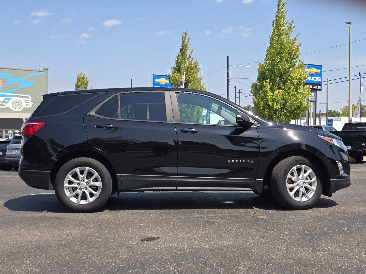Certified 2021 Chevrolet Equinox LS w/ LS Convenience Package FWD image 21