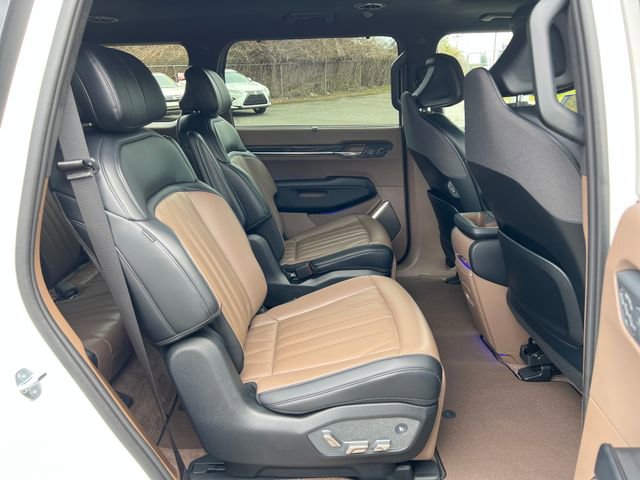 Used 2024 Kia EV9 GT-Line image 14