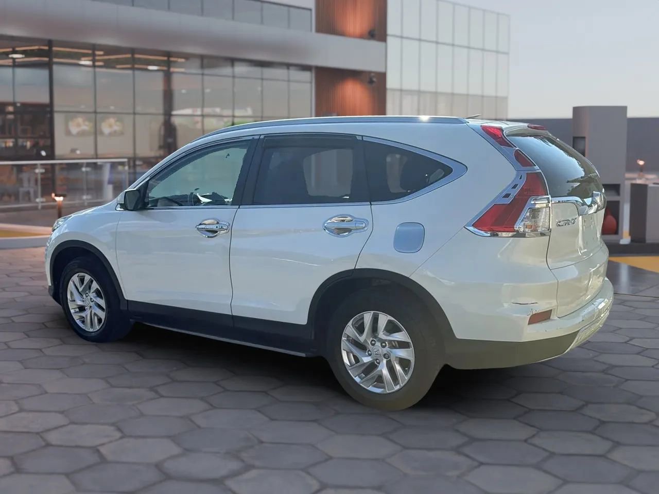 Used 2016 Honda CR-V EX-L image 5