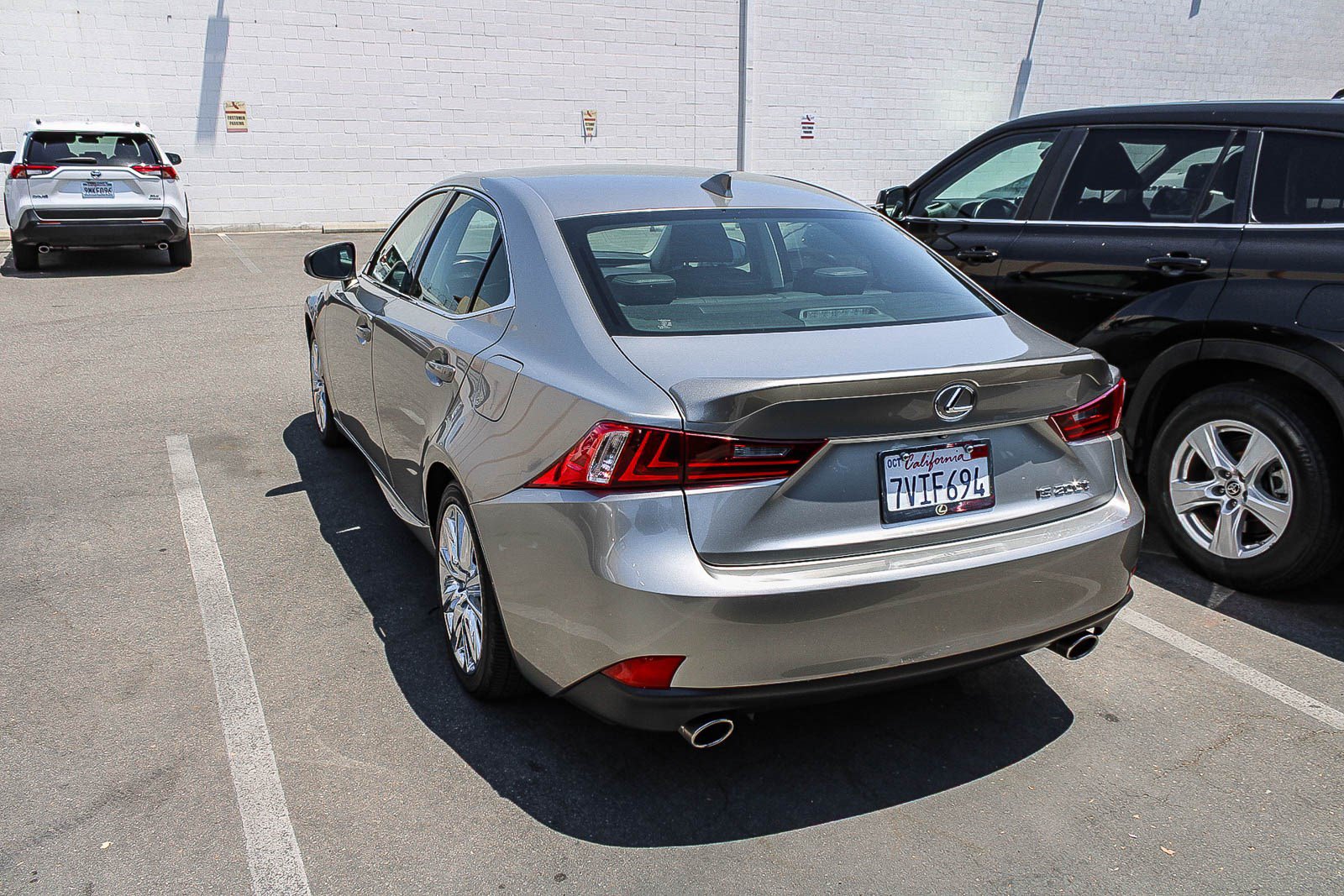 Used 2016 Lexus IS 200t RWD image 8