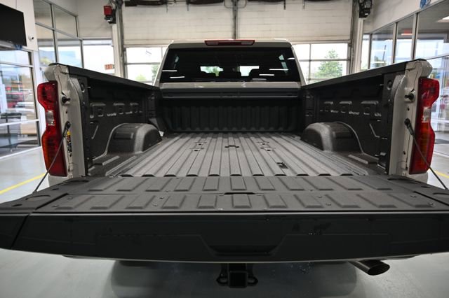 New 2026 Chevrolet Silverado 2500 Custom w/ Custom Value Package AWD/4WD image 8