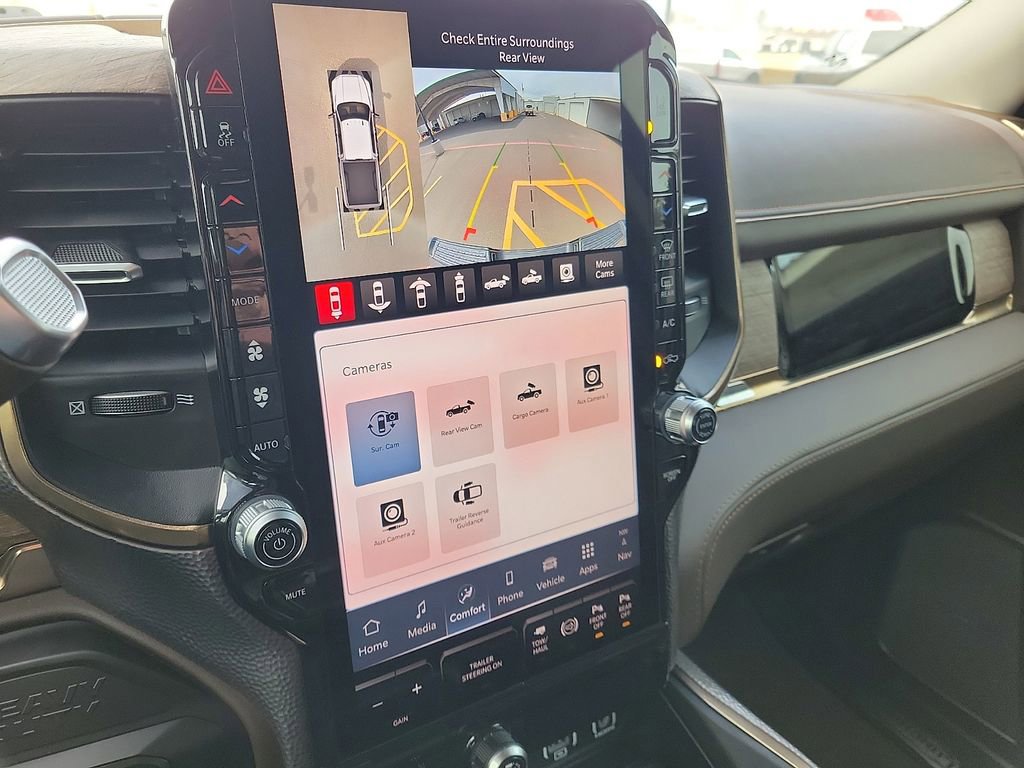 Used 2025 RAM 3500 Longhorn image 13