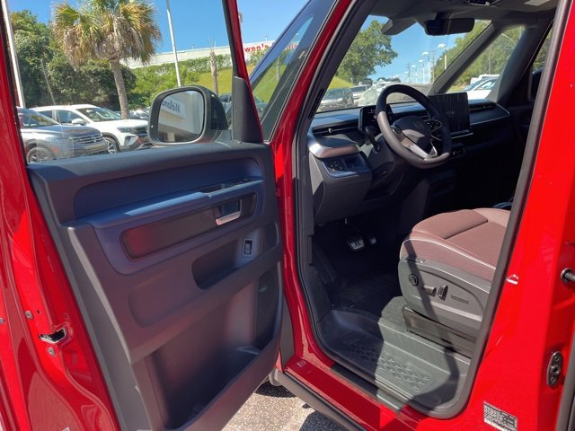 New 2025 Volkswagen ID. Buzz Pro S Plus image 4