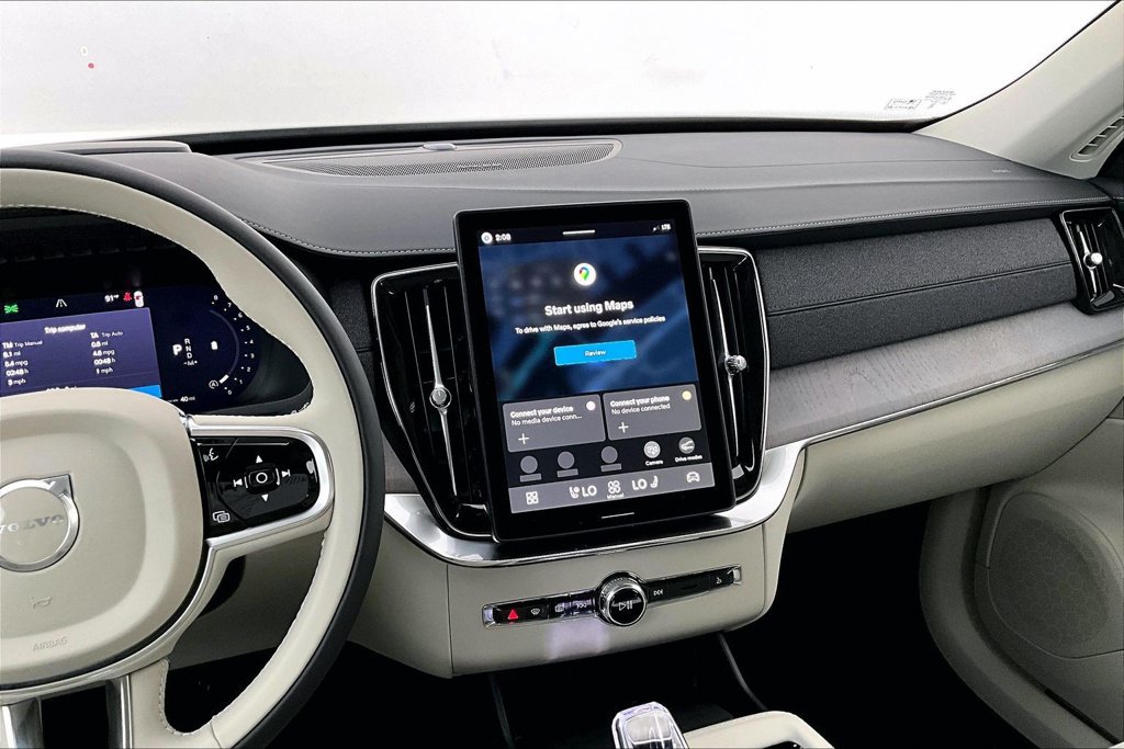 New 2026 Volvo XC90 B6 Ultra w/ Protection Package Premier AWD/4WD image 16
