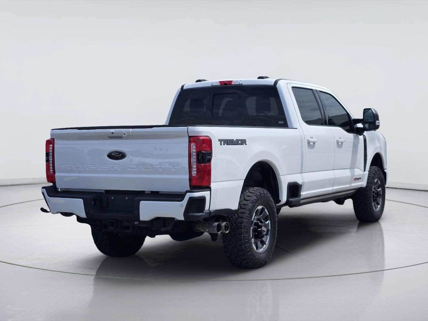 Used 2024 Ford F250 Lariat w/ Lariat Ultimate Package AWD/4WD image 6