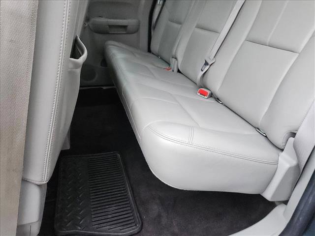 Used 2009 Chevrolet Silverado 2500 LT w/ Exterior Plus Package image 15