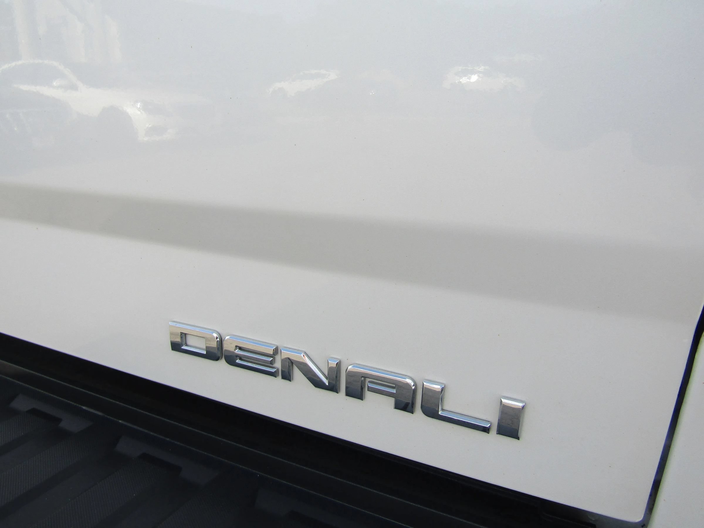 Used 2017 GMC Sierra 1500 Denali AWD/4WD image 10