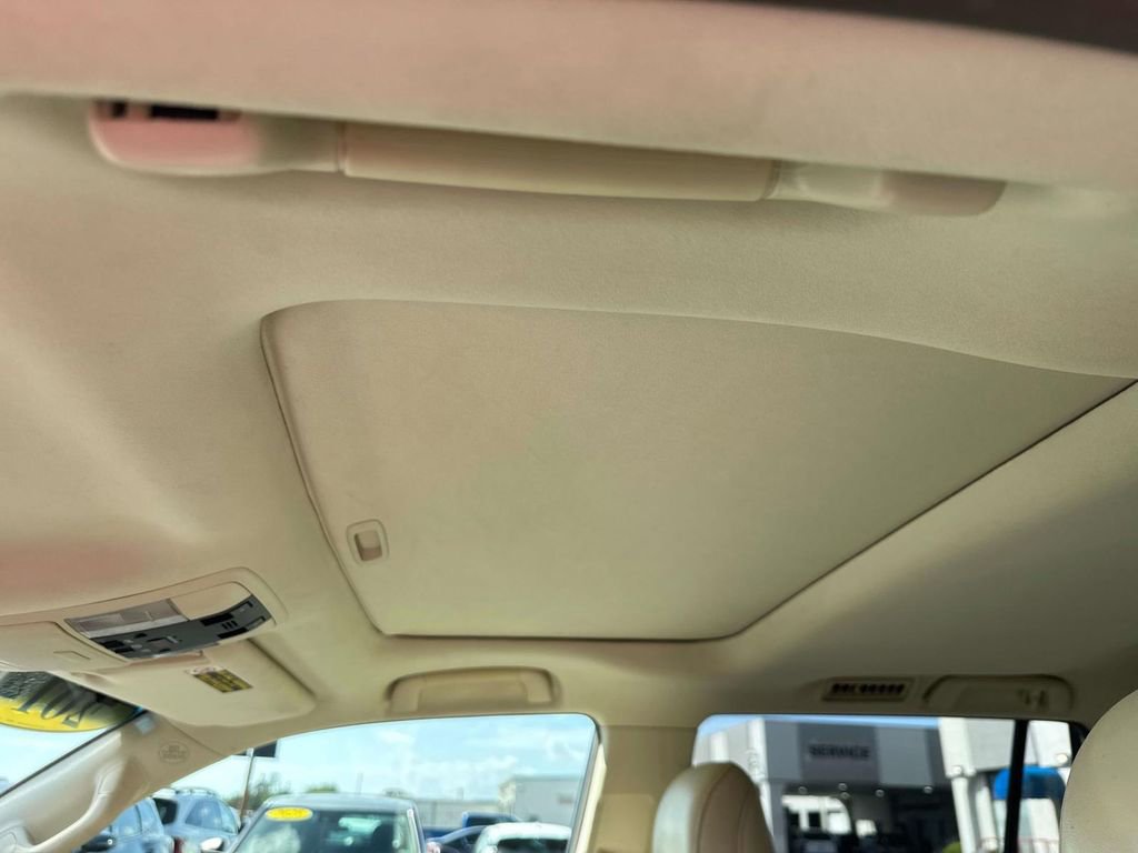 Used 2014 Lexus GX 460 w/ Premium Package AWD/4WD image 30
