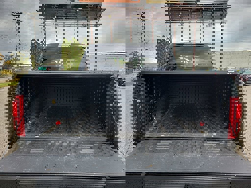 Used 2018 Ford F150 Raptor w/ Equipment Group 802A Luxury image 7