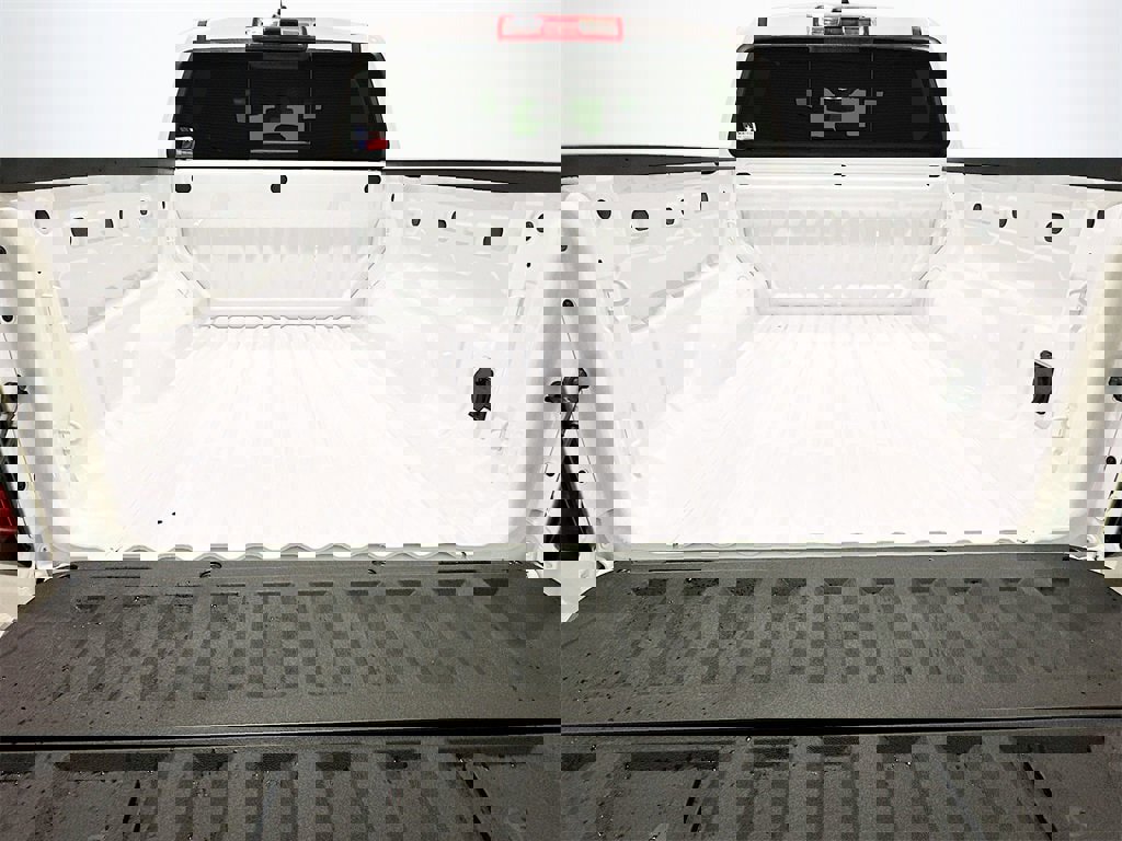 New 2026 GMC Canyon Elevation w/ Convenience Package image 27