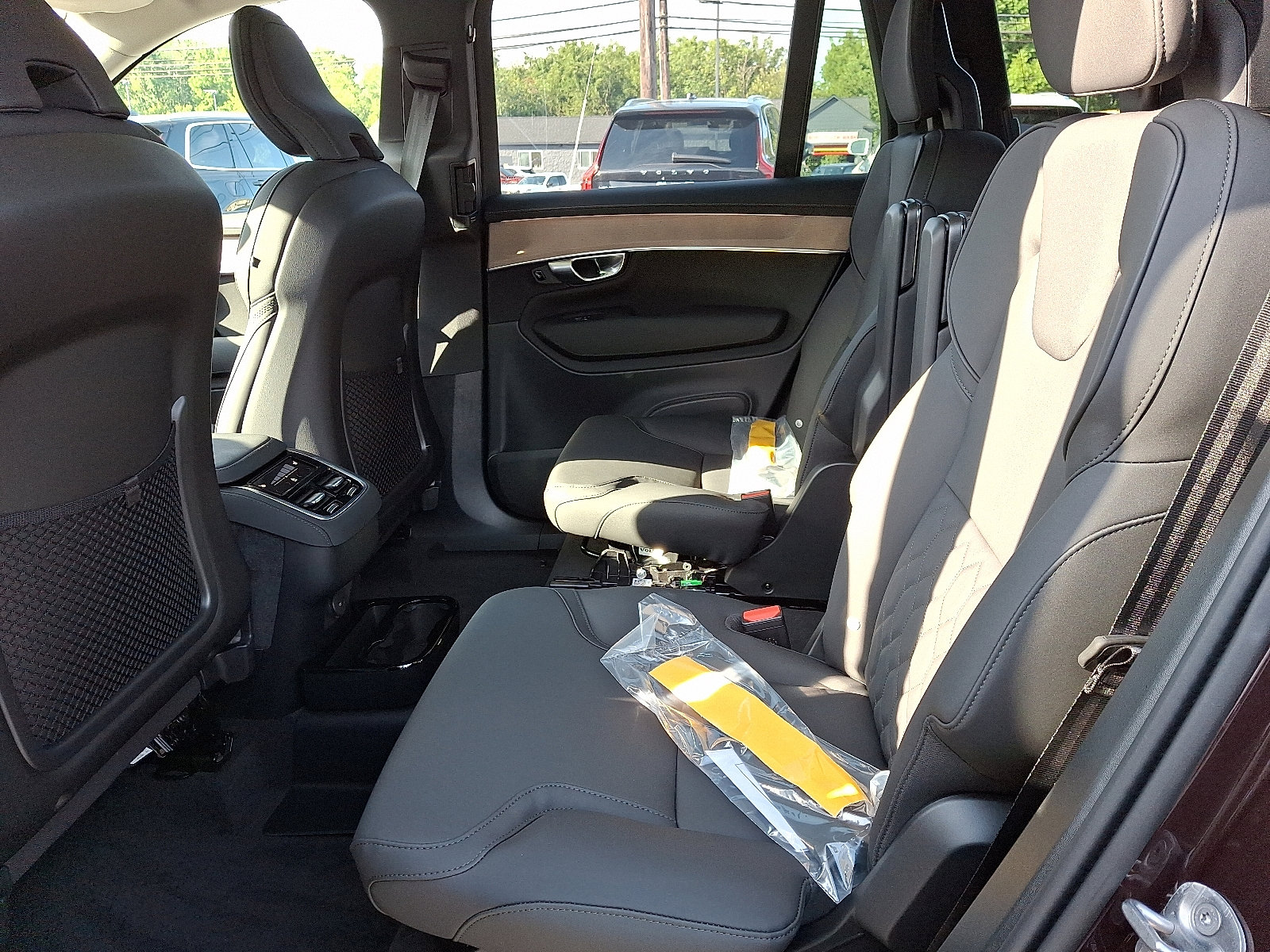 New 2026 Volvo XC90 B6 Plus image 5