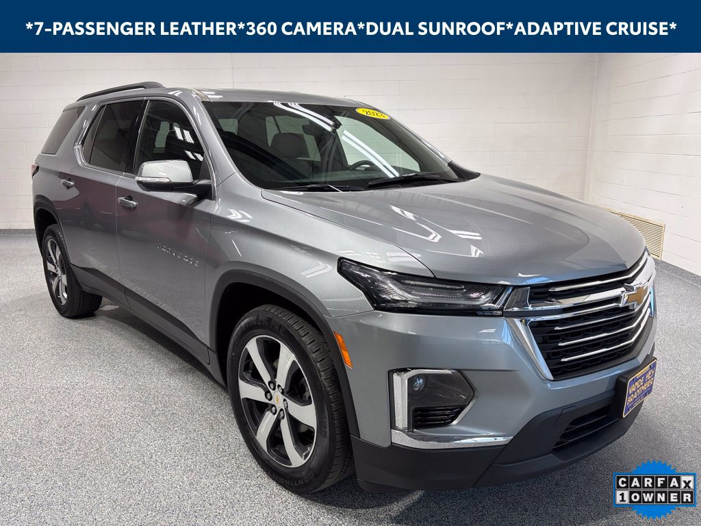 Used 2023 Chevrolet Traverse LT w/ LT Premium Package AWD/4WD image 1