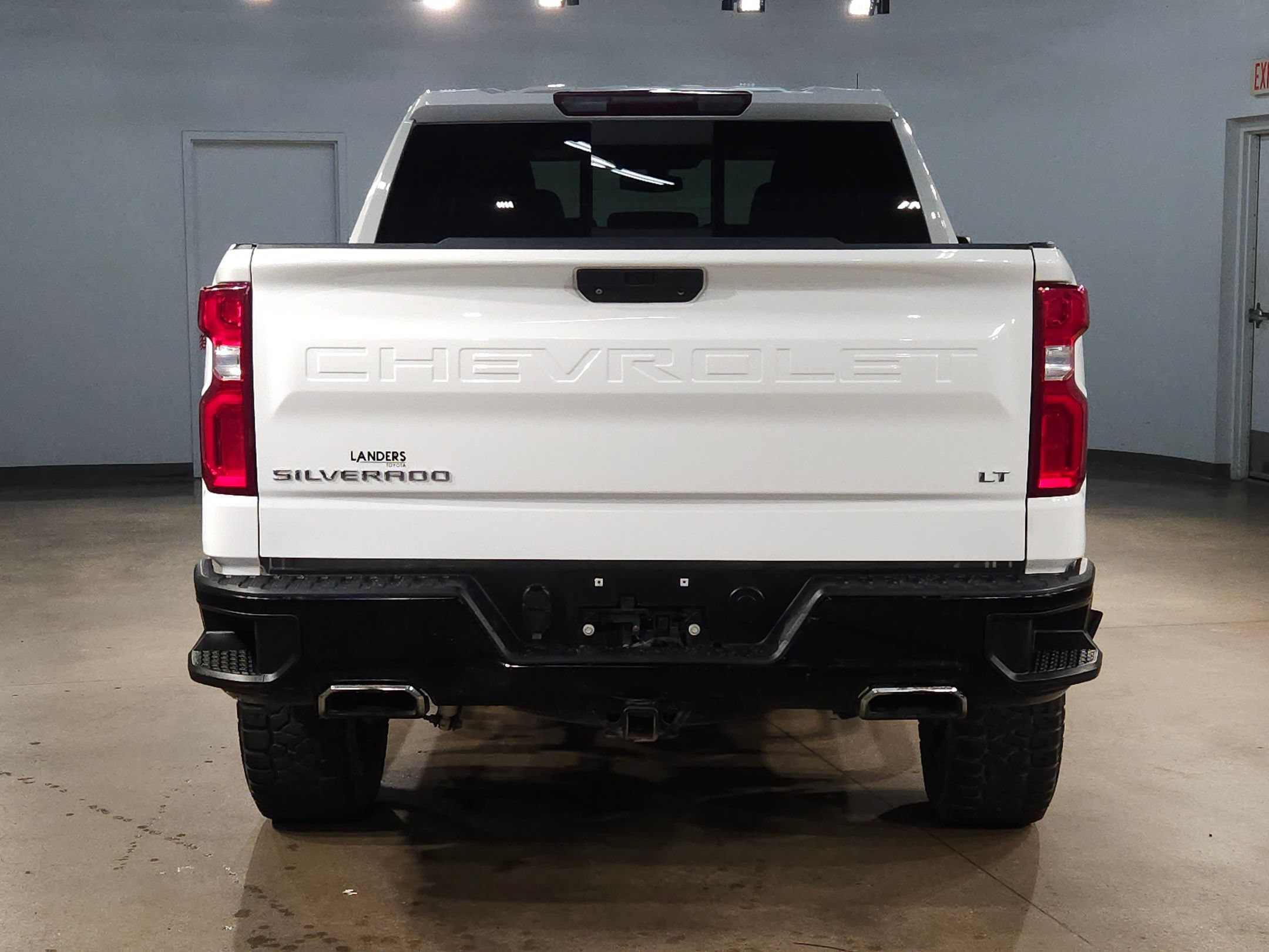 Used 2021 Chevrolet Silverado 1500 LT Trail Boss w/ Convenience Package II AWD/4WD image 6