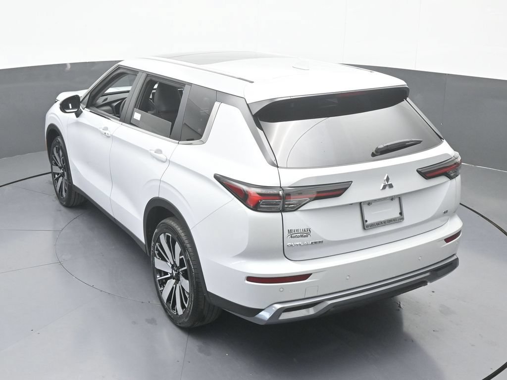 New 2026 Mitsubishi Outlander SE FWD image 57