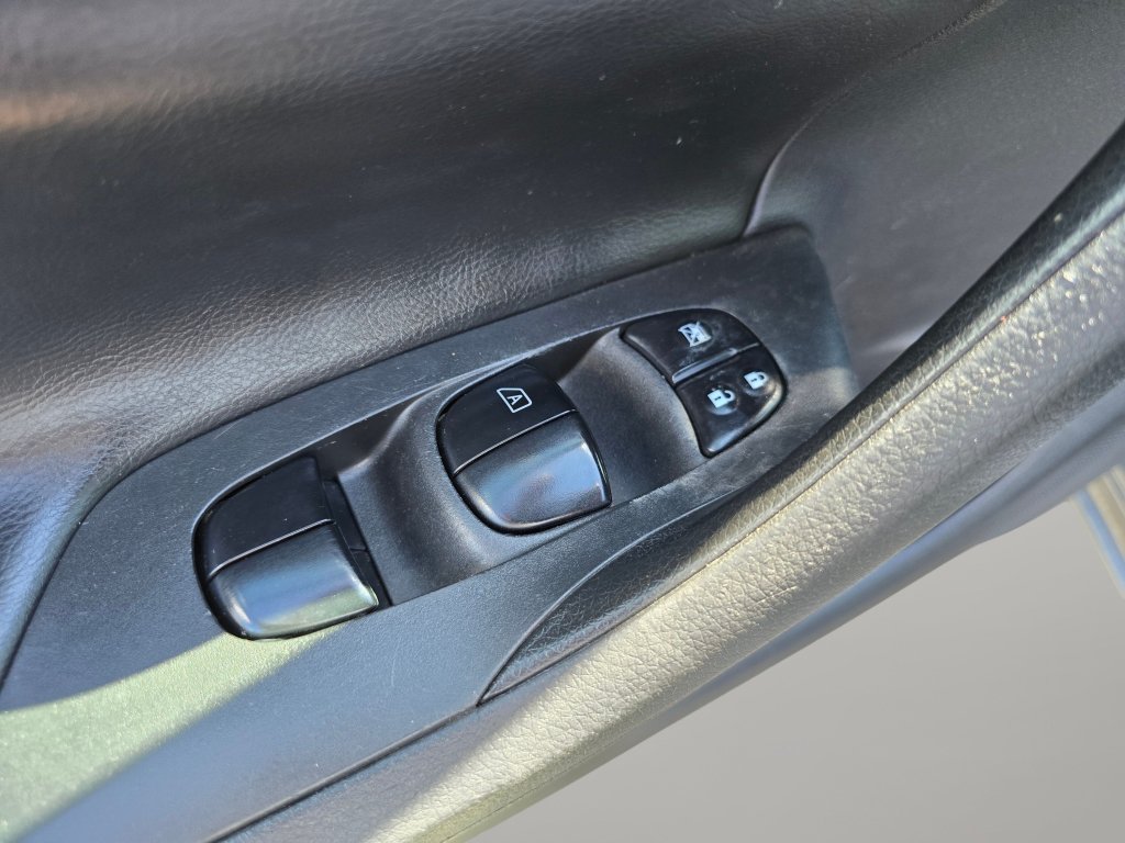 Used 2015 Nissan Altima 2.5 S w/ Power Driver Seat Package FWD image 30