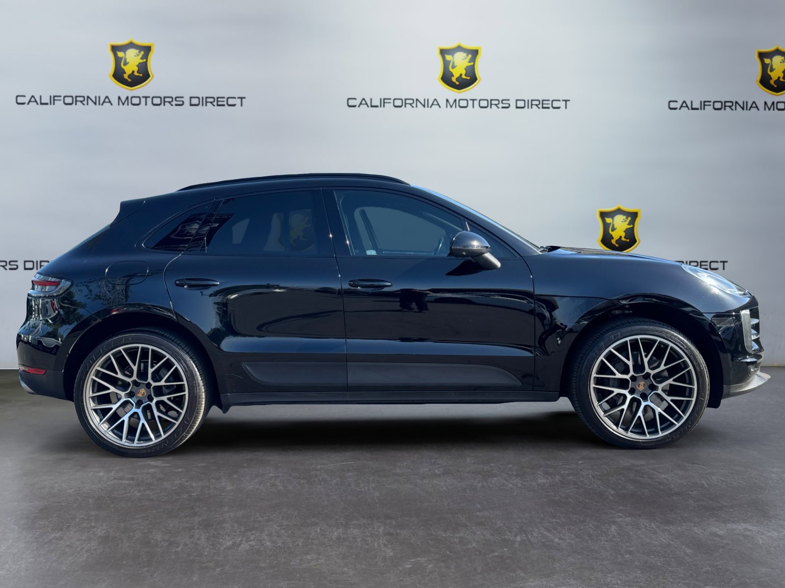 Used 2021 Porsche Macan S w/ Premium Package Plus AWD/4WD image 6