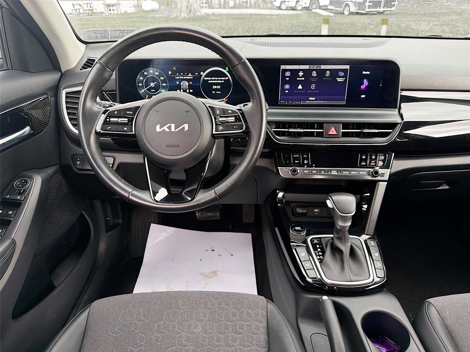 Used 2024 Kia Seltos S image 23