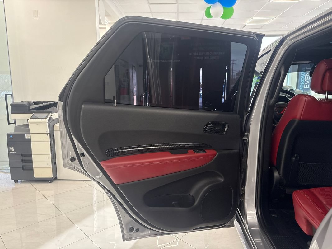 Used 2019 Dodge Durango R/T w/ Blacktop Package AWD/4WD image 37
