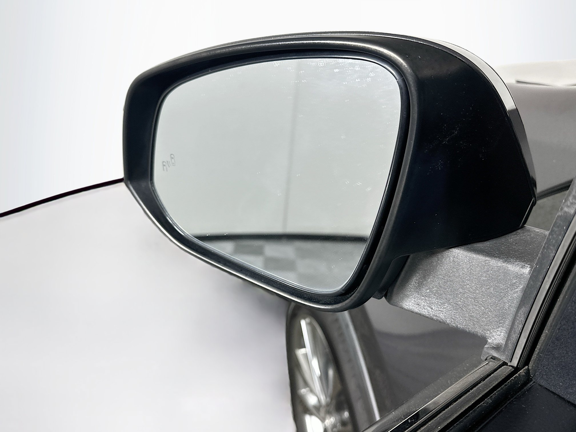 Used 2018 Toyota RAV4 Limited FWD image 16