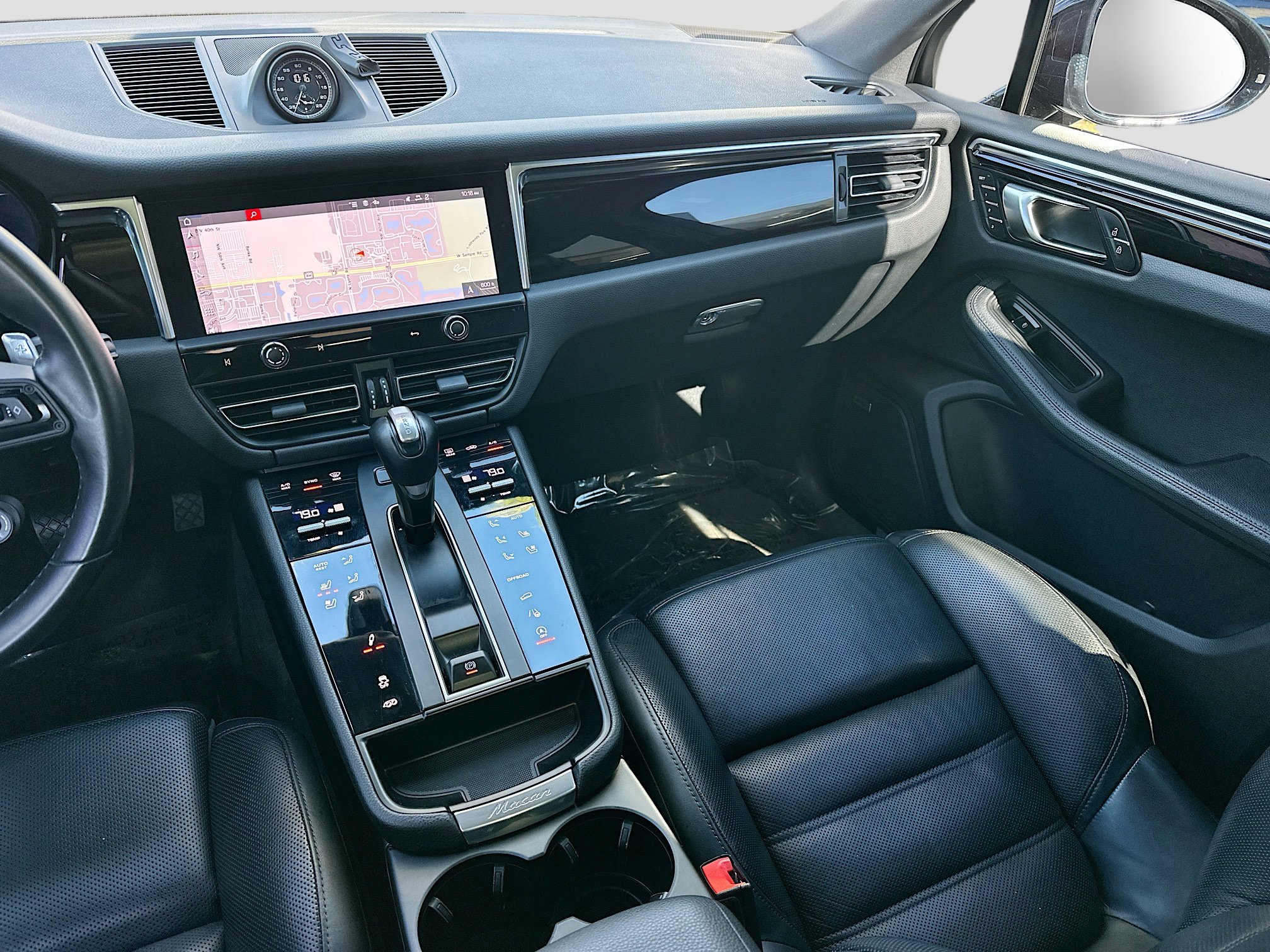 Used 2024 Porsche Macan S image 24