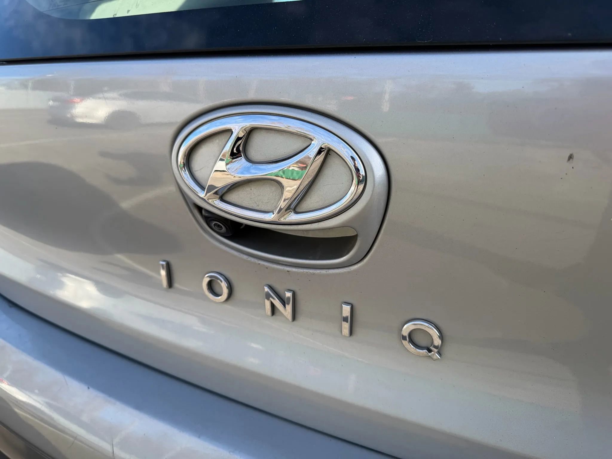 Used 2021 Hyundai Ioniq SE image 10