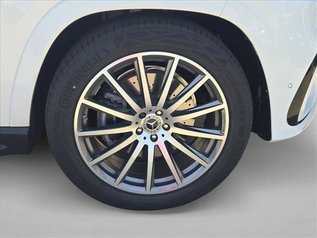 New 2026 Mercedes-Benz GLS 580 4MATIC image 9