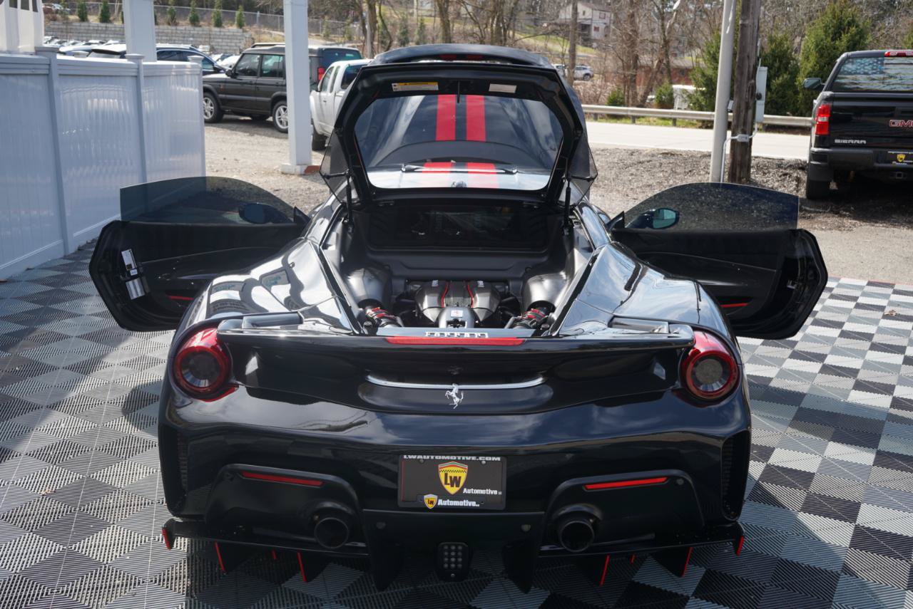 Used 2020 Ferrari 488 Pista Coupe RWD image 86