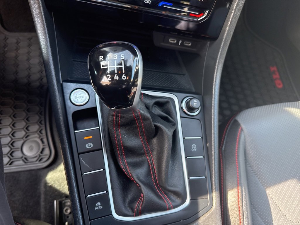 Certified 2025 Volkswagen Jetta GLI Autobahn image 19