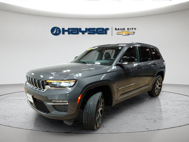 Used 2024 Jeep Grand Cherokee Limited w/ Trailer Tow Package AWD/4WD image 17
