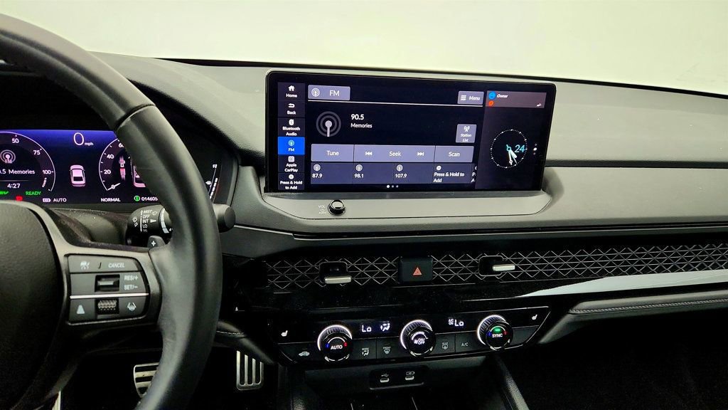Used 2025 Honda Accord Sport image 18