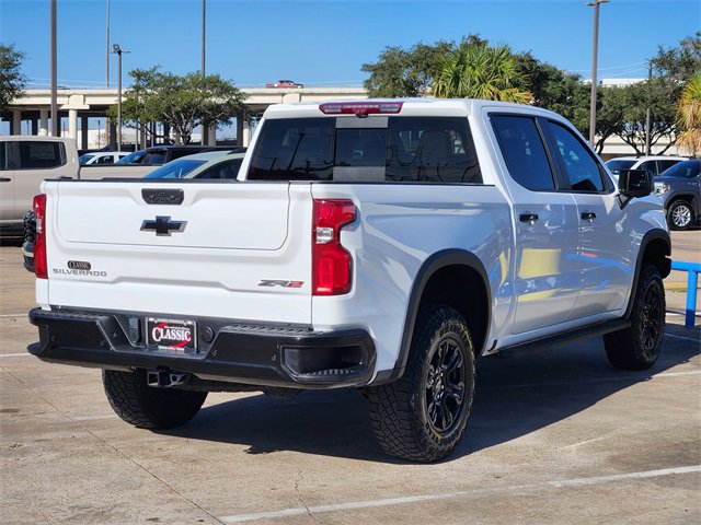 Used 2024 Chevrolet Silverado 1500 ZR2 w/ Technology Package image 7