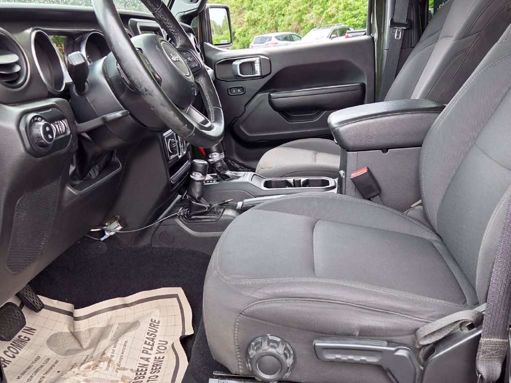 Used 2022 Jeep Gladiator Sport AWD/4WD image 3
