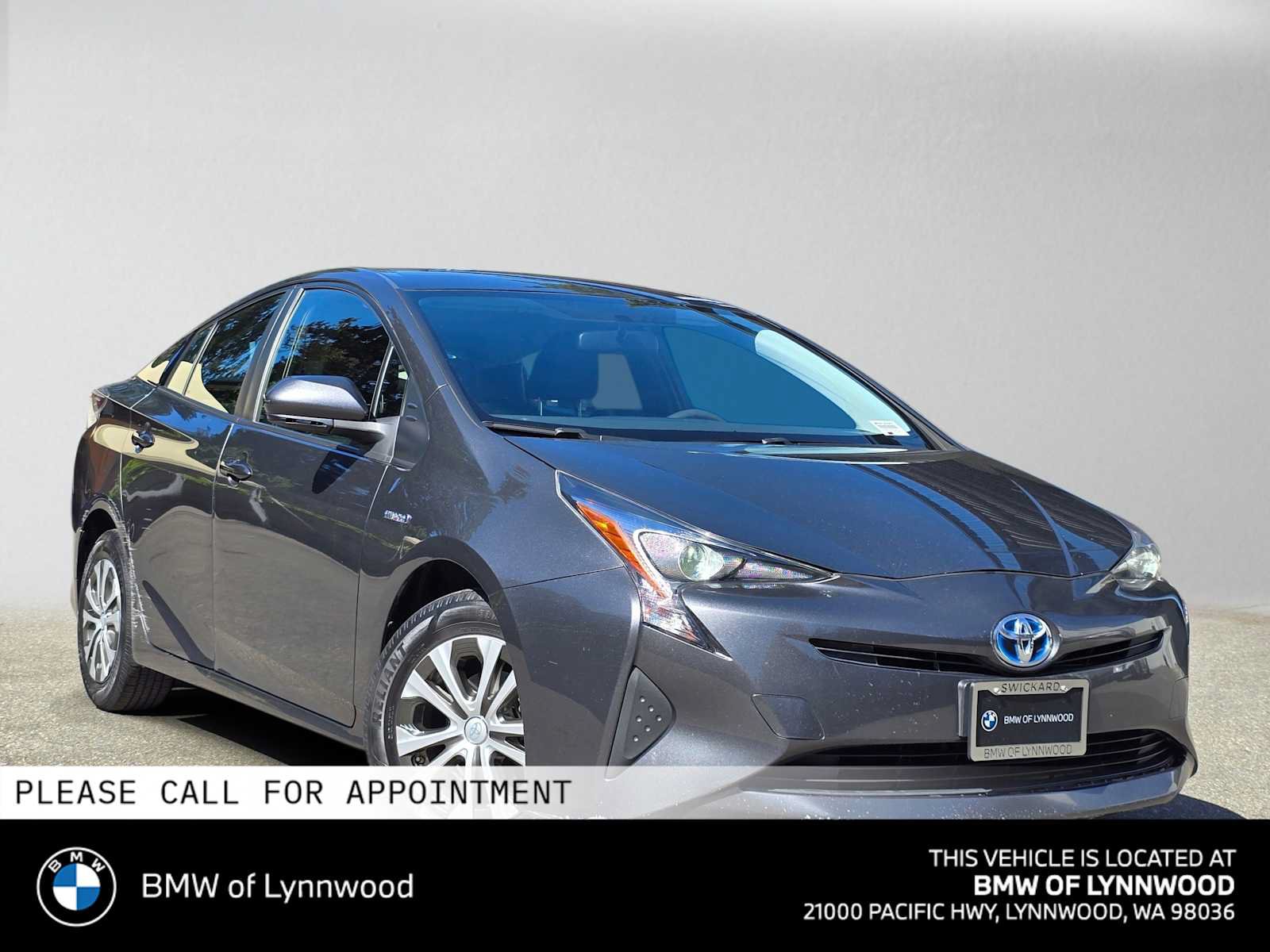 Used 2016 Toyota Prius Two FWD image 1