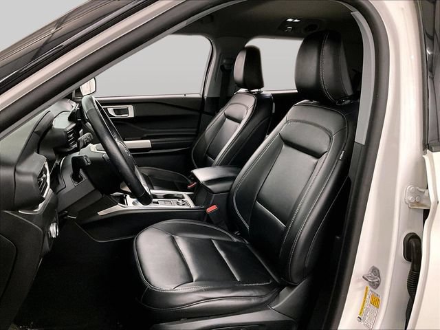 Used 2021 Ford Explorer XLT w/ Equipment Group 202A AWD/4WD image 24