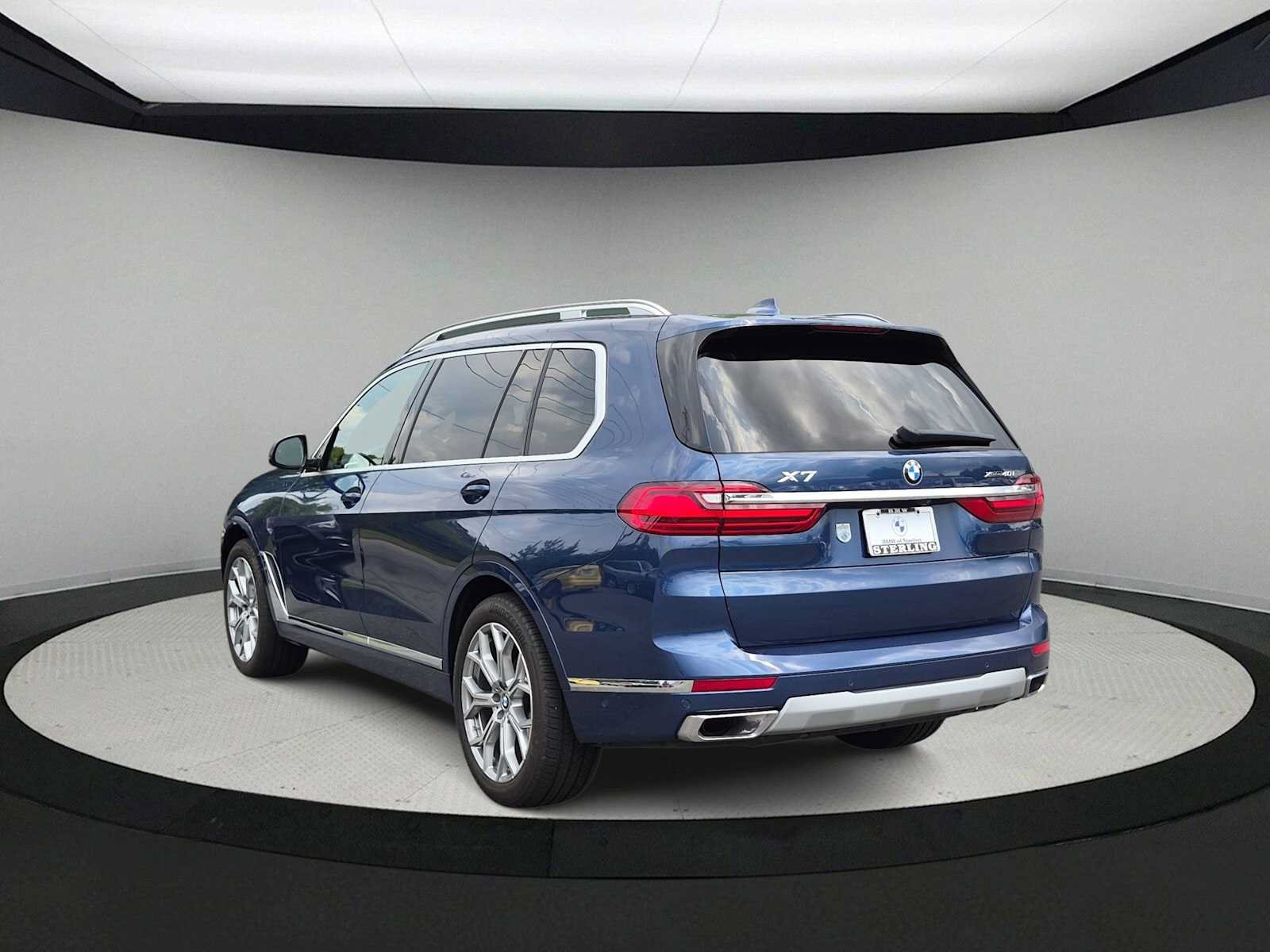 Used 2022 BMW X7 xDrive40i w/ Premium Package AWD/4WD image 6