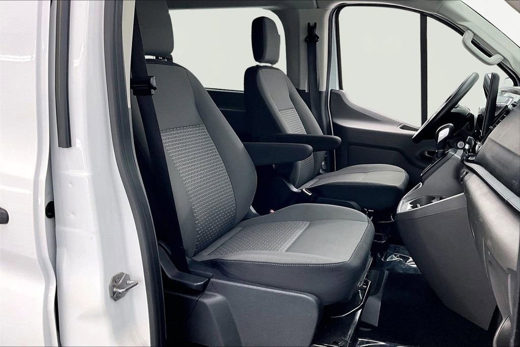 Certified 2024 Ford Transit 350 XLT image 7