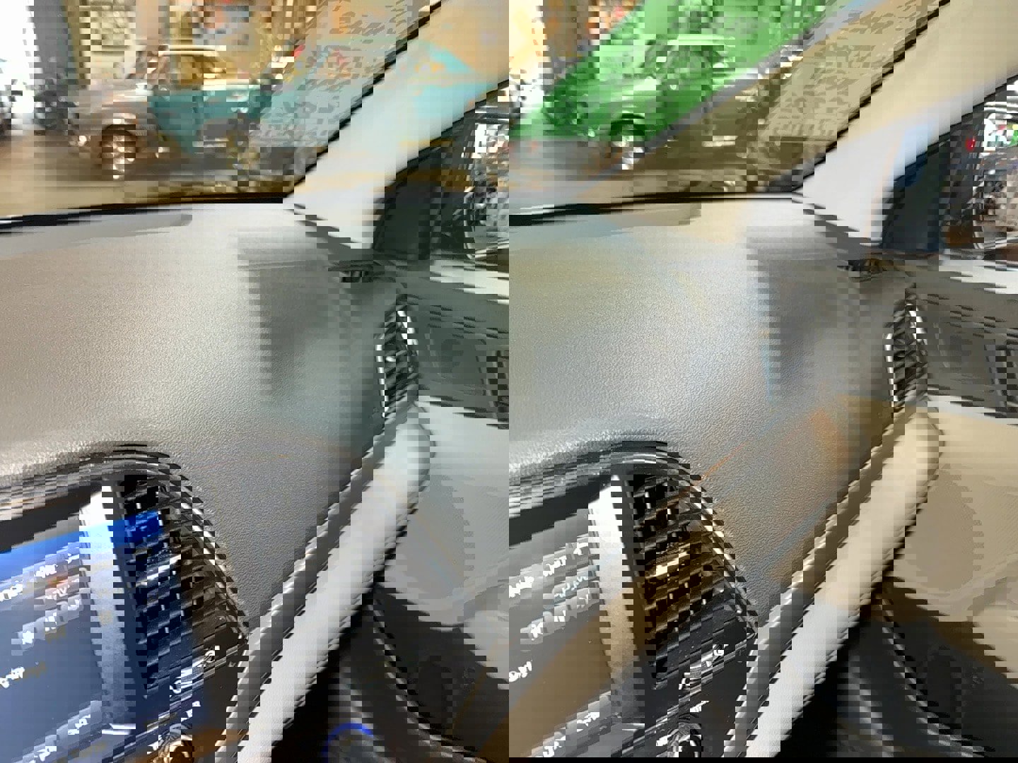 Used 2018 Hyundai Elantra Value Edition image 39