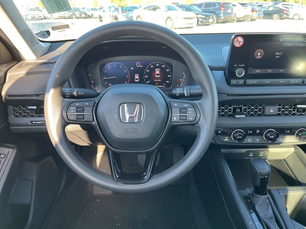 Used 2023 Honda Accord EX image 13